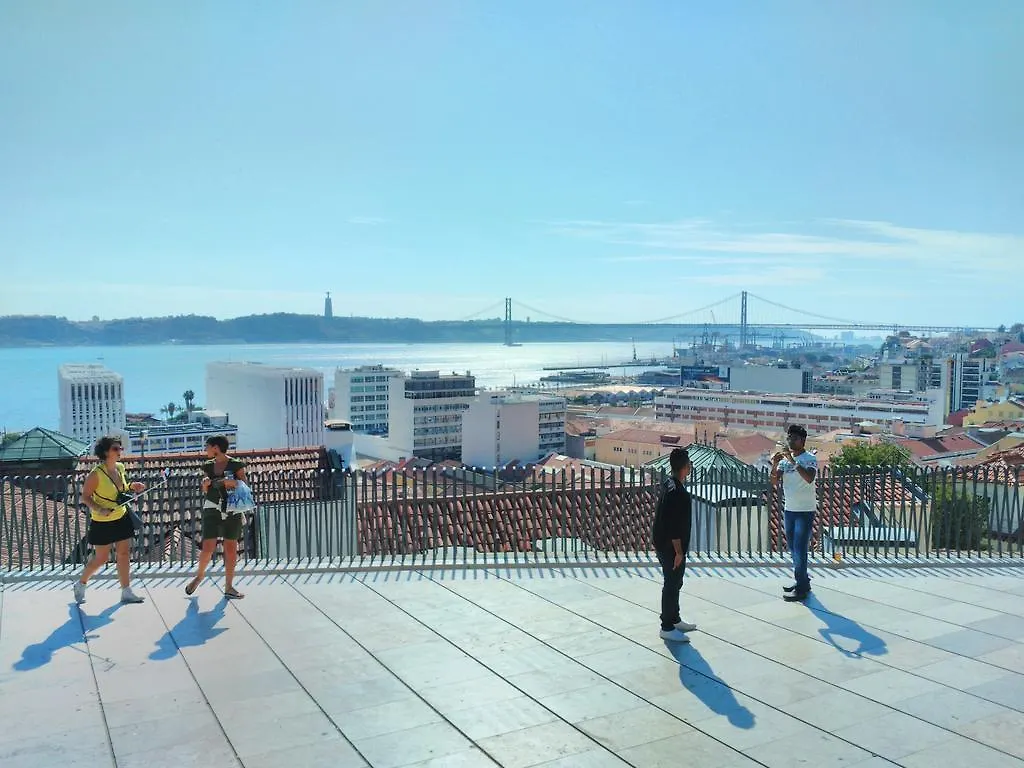 Bica Terrace Apartment Lissabon